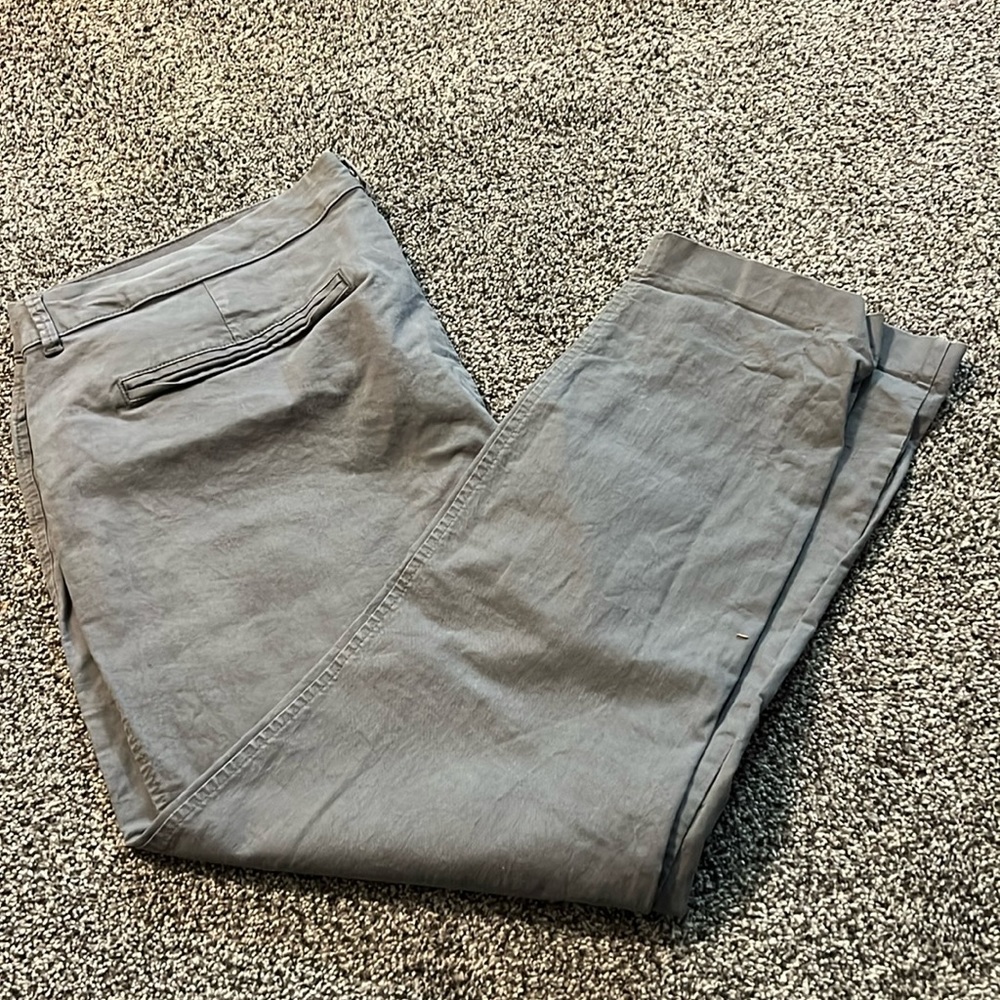 Old Navy Pixie Chinos